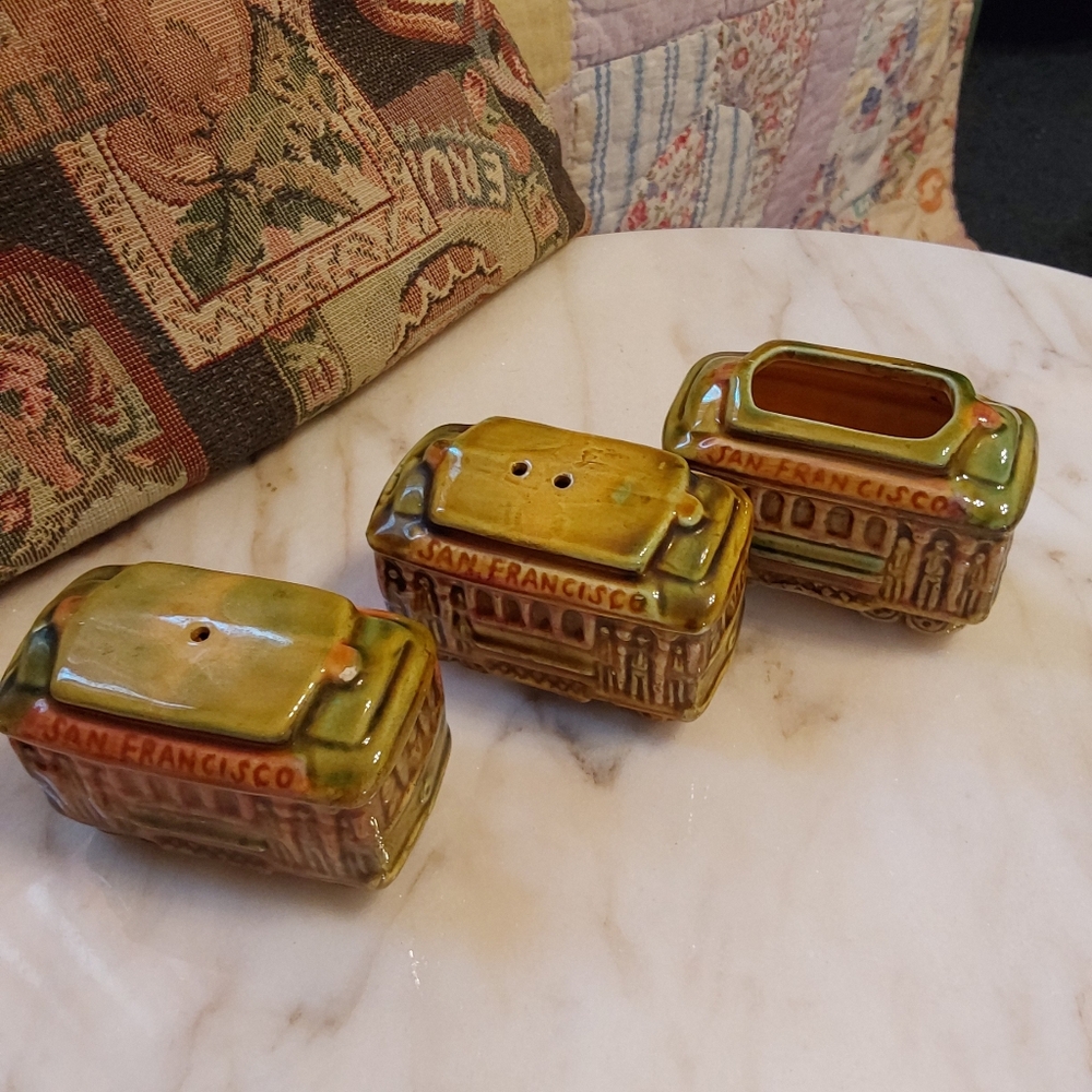Vintage SNCO Cable Cars Shakers And Toothpick Holder, 1960s Set Made In Japan